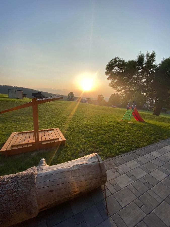 Czerwienne Tarasowka U Zajaca Bed & Breakfast エクステリア 写真